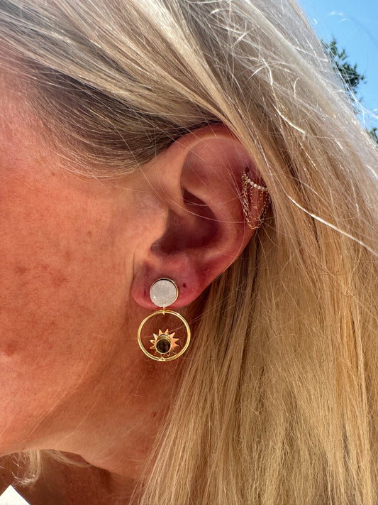 Mother's Grace Earrings ☀️🤍